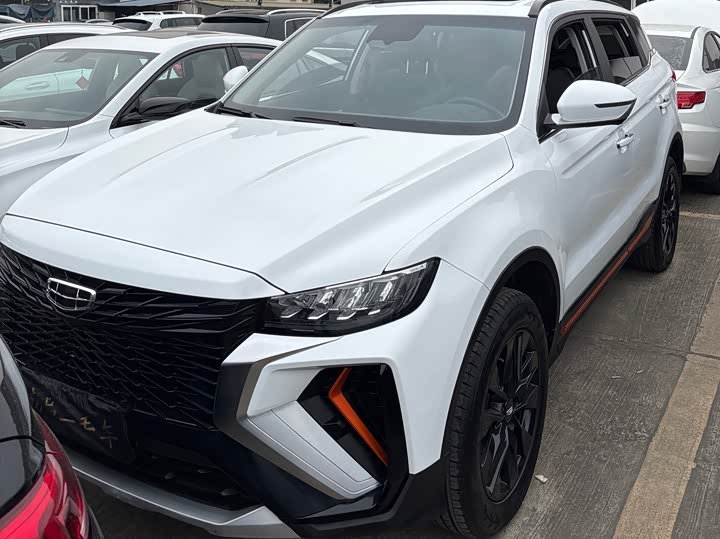 Фото 3 - Geely Atlas