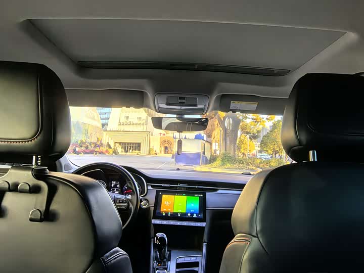 Фото 9 - MG Motor 6