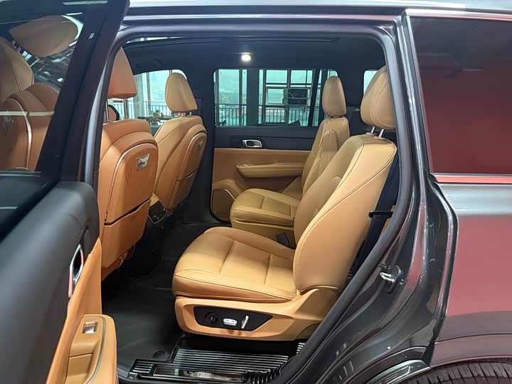 Фото 6 - LiXiang One