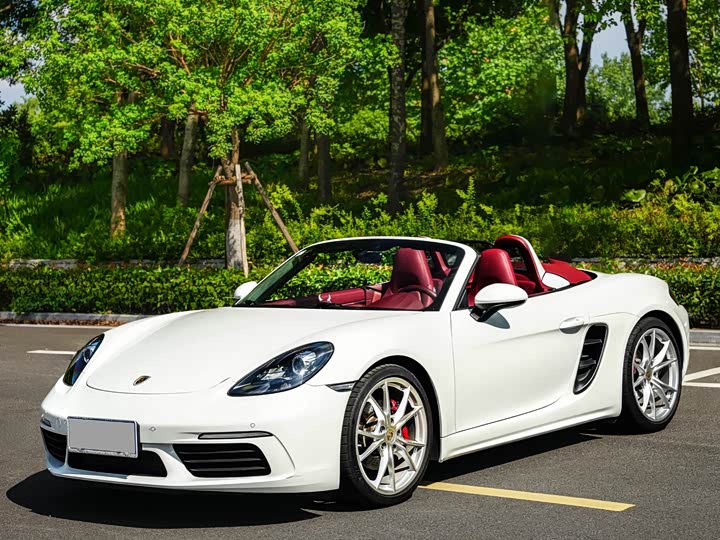 Фото 1 - Porsche 718