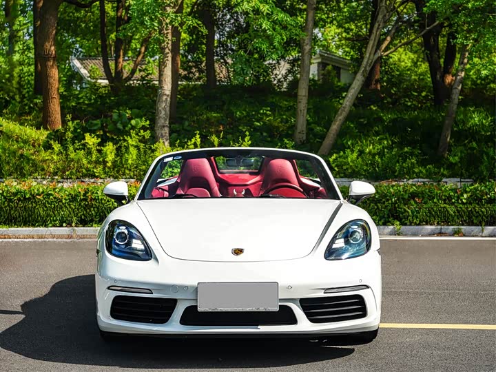 Фото 2 - Porsche 718