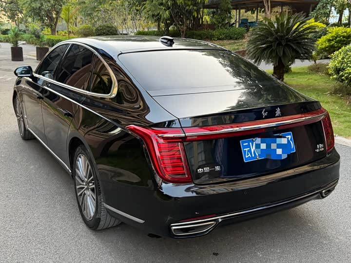 Фото 9 - Hongqi H9