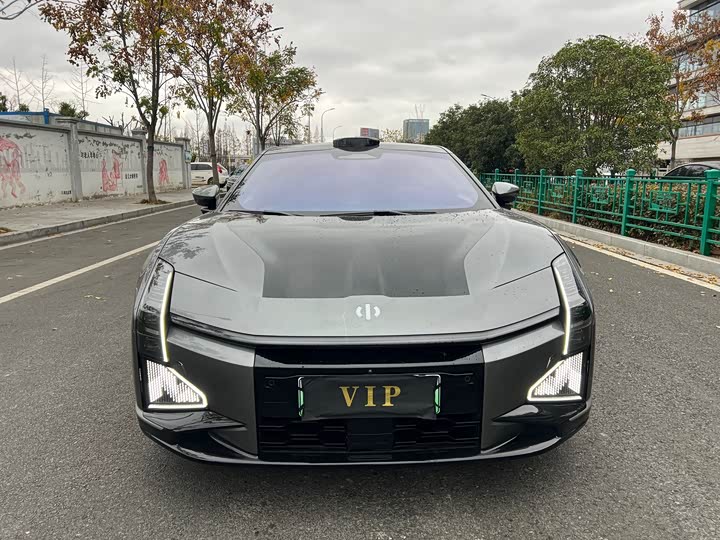 Фото 2 - HiPhi Z