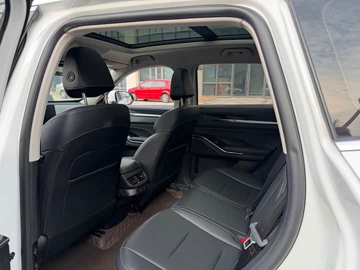 Фото 6 - Haval H6