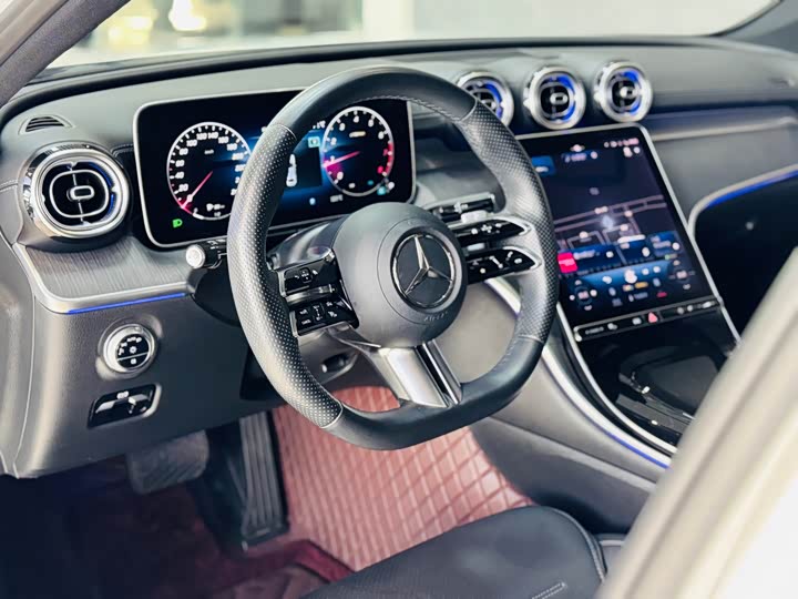 Фото 8 - Mercedes-Benz C-Class