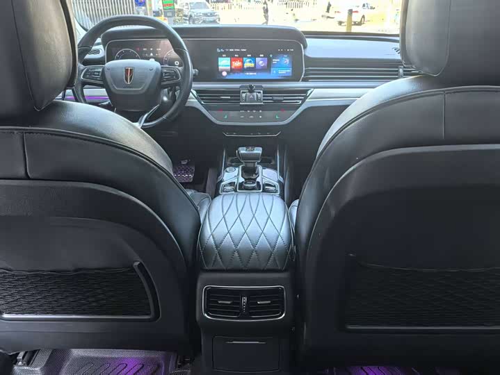 Фото 8 - Hongqi HS5