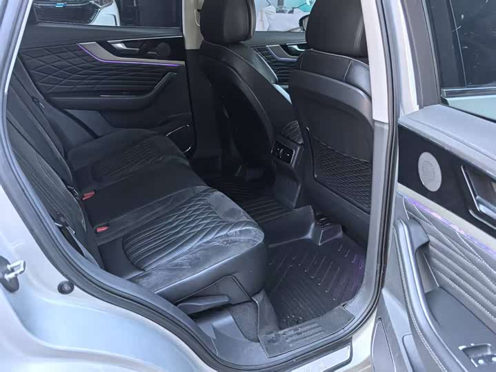 Фото 9 - Hongqi HS5