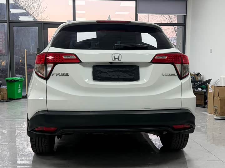 Фото 7 - Honda Vezel