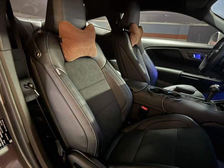 Фото 7 - Ford Mustang