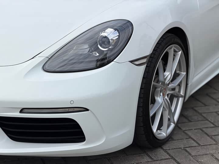 Фото 4 - Porsche 718