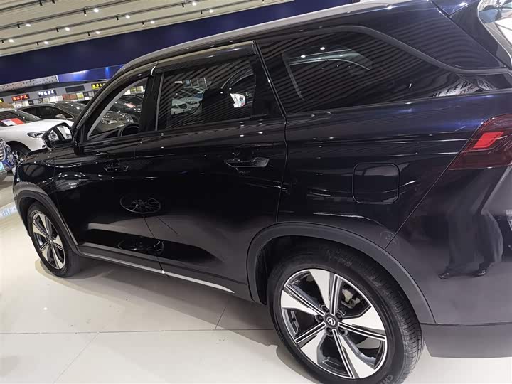 Фото 5 - Changan X7 Plus