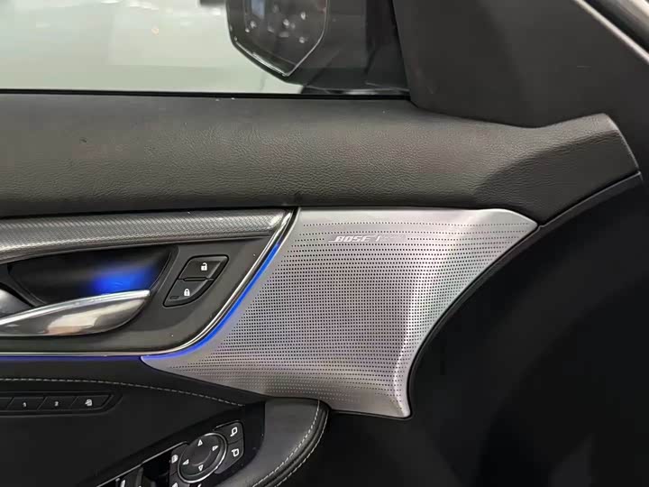 Фото 4 - Cadillac CT5