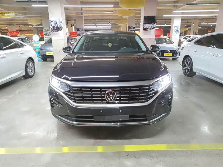 Фото 3 - Volkswagen Passat