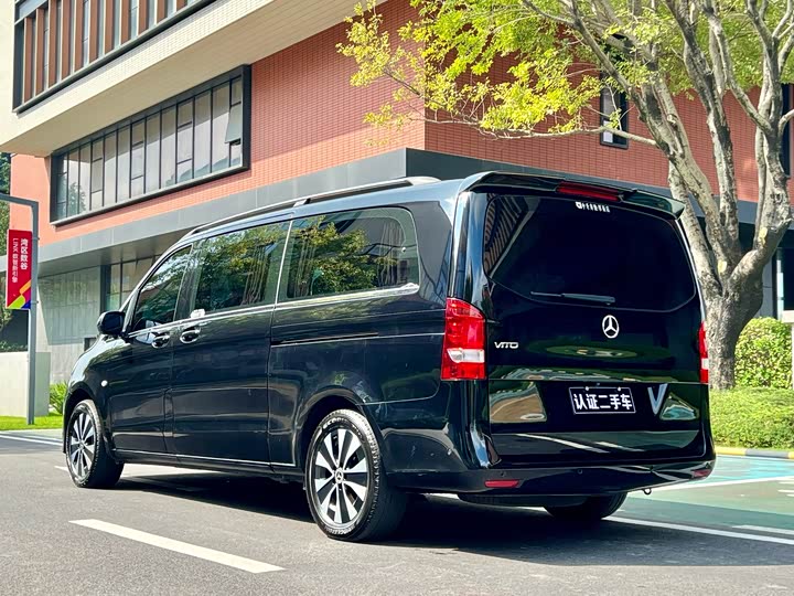 Фото 6 - Mercedes-Benz Vito