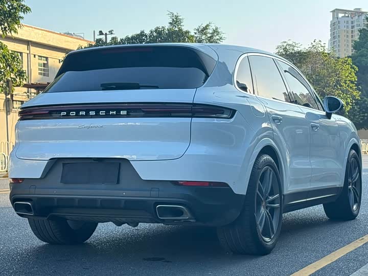 Фото 5 - Porsche Cayenne