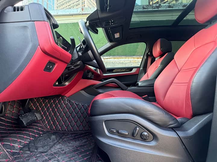 Фото 8 - Porsche Cayenne