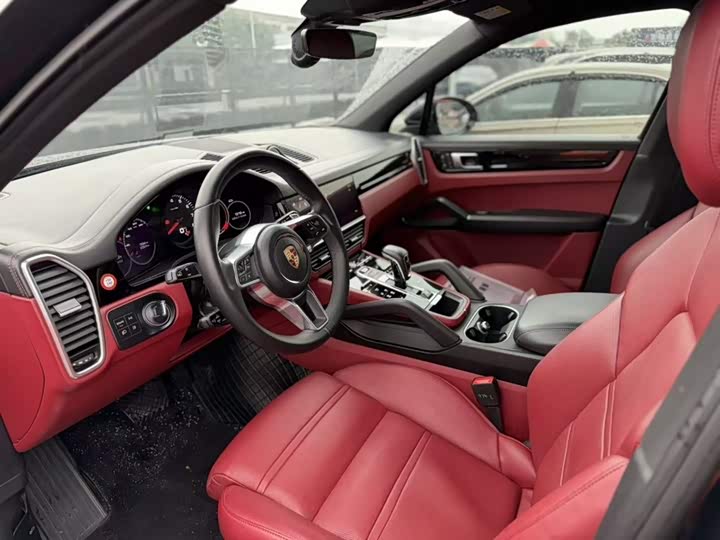 Фото 2 - Porsche Cayenne