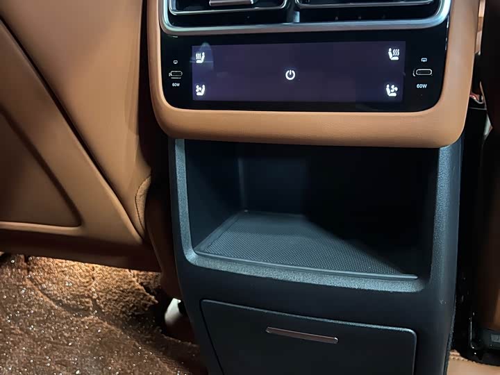 Фото 9 - LiXiang L6