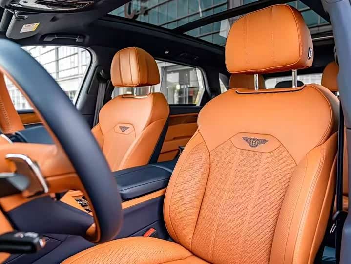 Фото 5 - Bentley Bentayga
