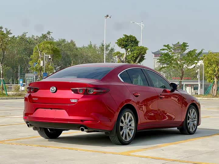 Фото 5 - Mazda 3 (Axela)