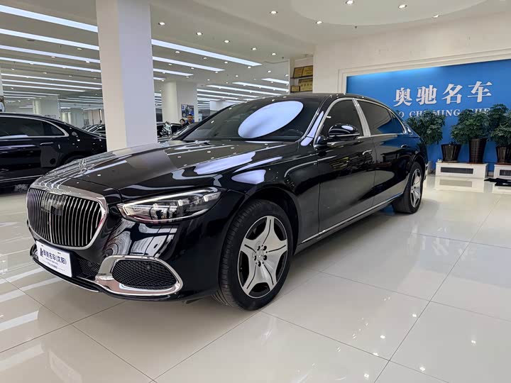 Фото 1 - Mercedes-Benz Maybach S-Class