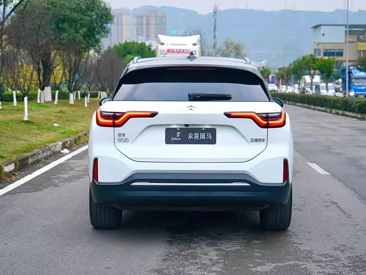 Фото 4 - Nio ES6