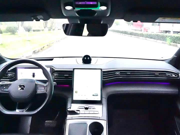 Фото 8 - Nio ES6