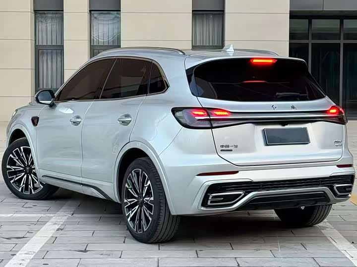 Фото 4 - Hongqi HS5