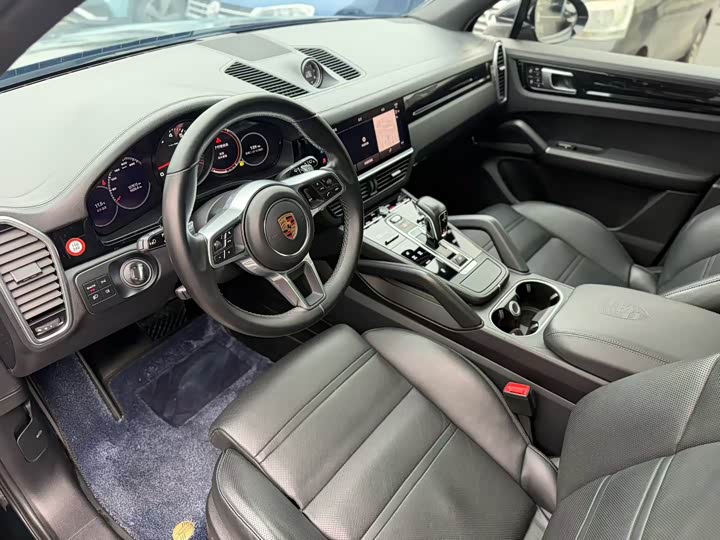 Фото 4 - Porsche Cayenne