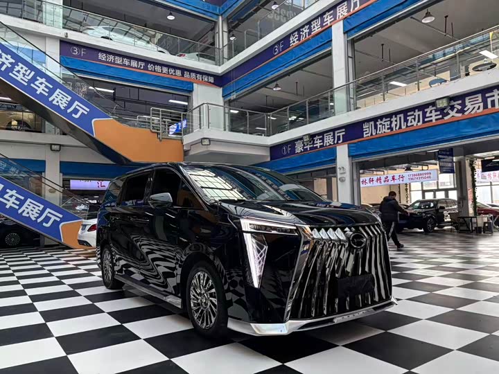 Фото 3 - GAC Trumpchi M8