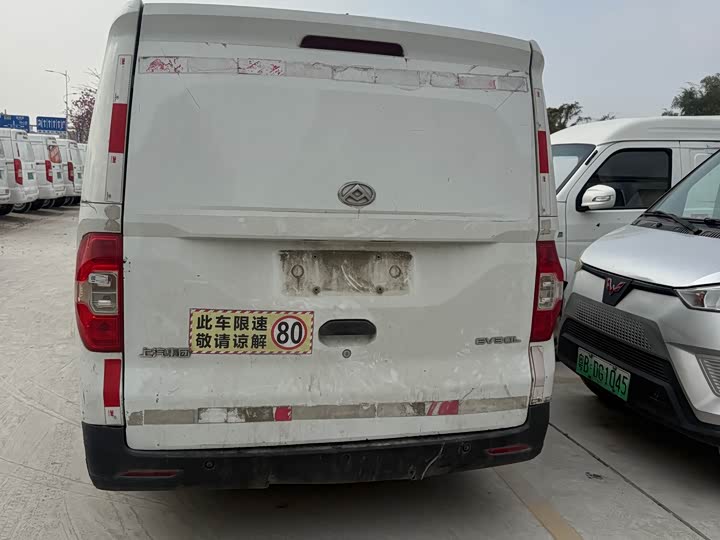 Фото 9 - Maxus EV30