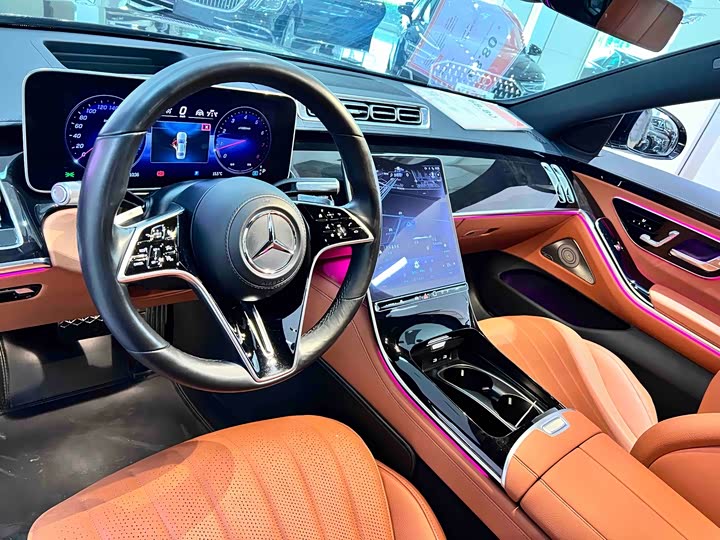 Фото 5 - Mercedes-Benz S-Class