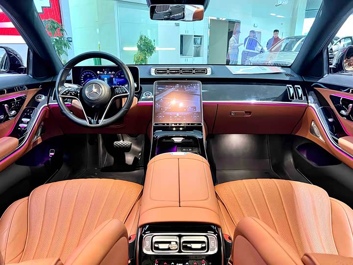 Фото 8 - Mercedes-Benz S-Class