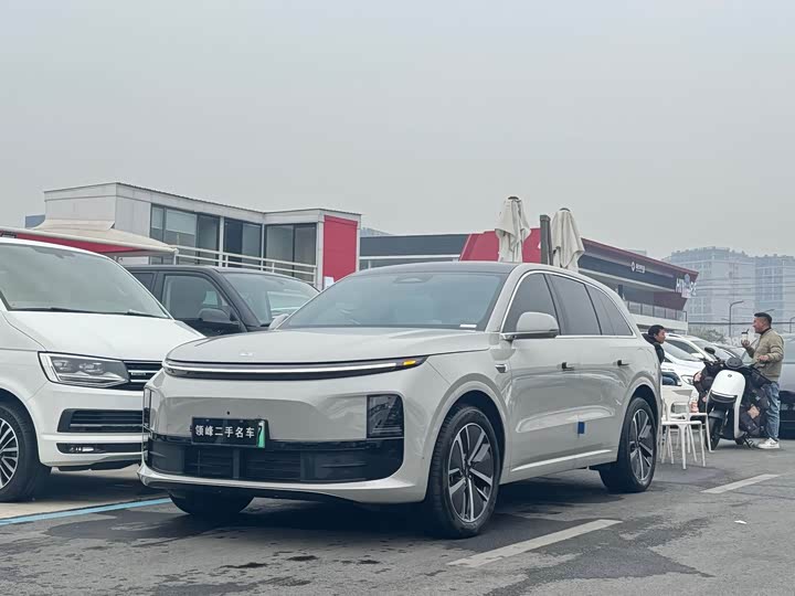 Фото 1 - LiXiang L6