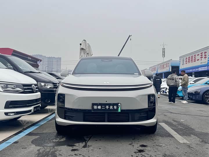 Фото 2 - LiXiang L6