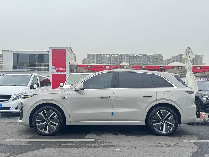 Фото 3 - LiXiang L6