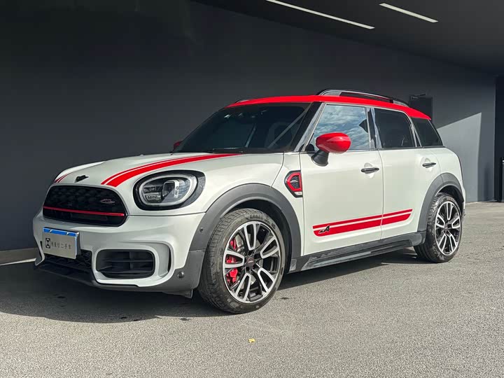 Фото 1 - Mini Countryman JCW