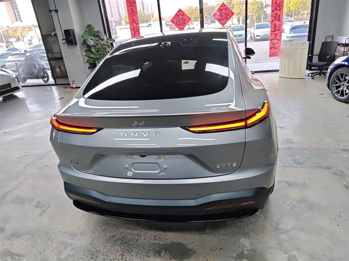 Фото 6 - Nio Onvo L60