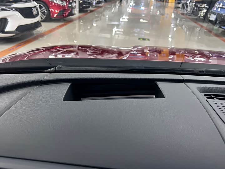 Фото 8 - Volkswagen Lamando L