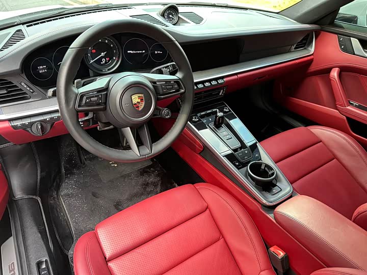 Фото 8 - Porsche 911