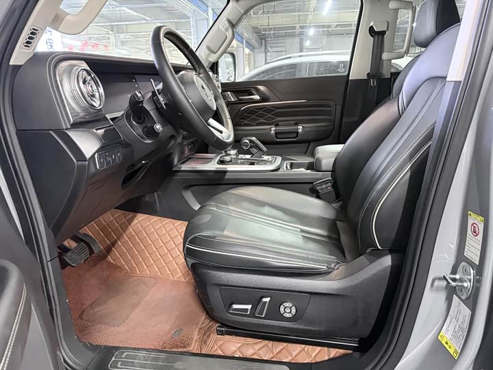 Фото 8 - Tank 300