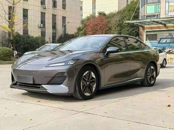 Фото 1 - Changan Deepal SL03