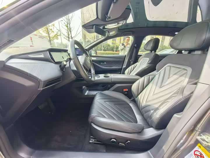 Фото 4 - Changan Deepal SL03