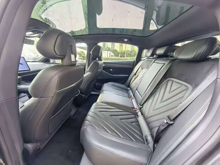 Фото 5 - Changan Deepal SL03