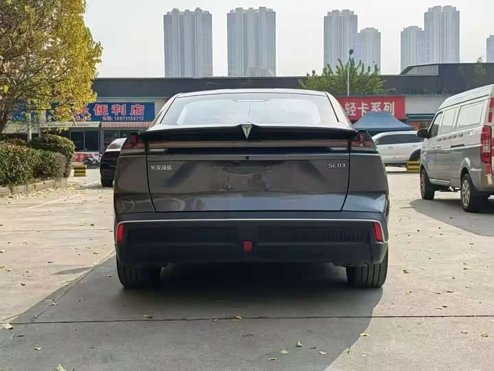 Фото 8 - Changan Deepal SL03