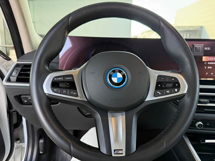 Фото 6 - BMW i3