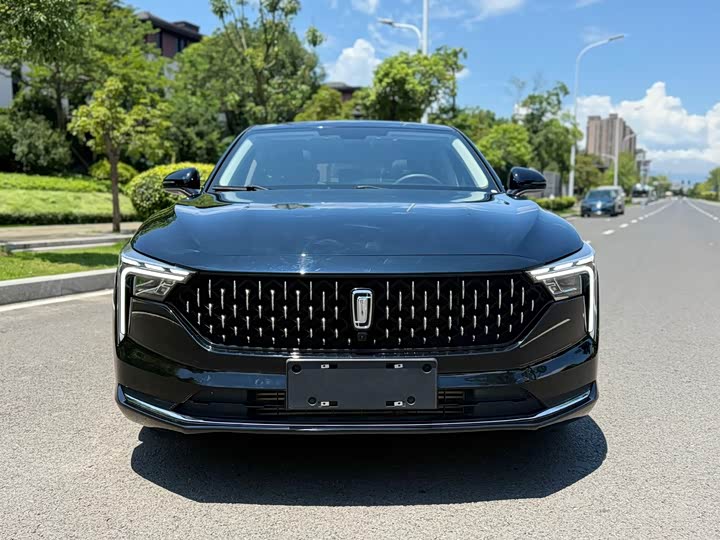 Фото 2 - Bestune B70