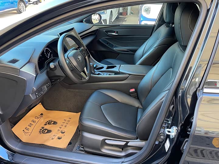 Фото 5 - Toyota Avalon