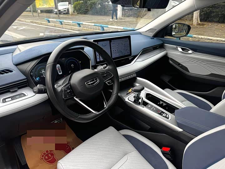 Фото 7 - Geely Preface