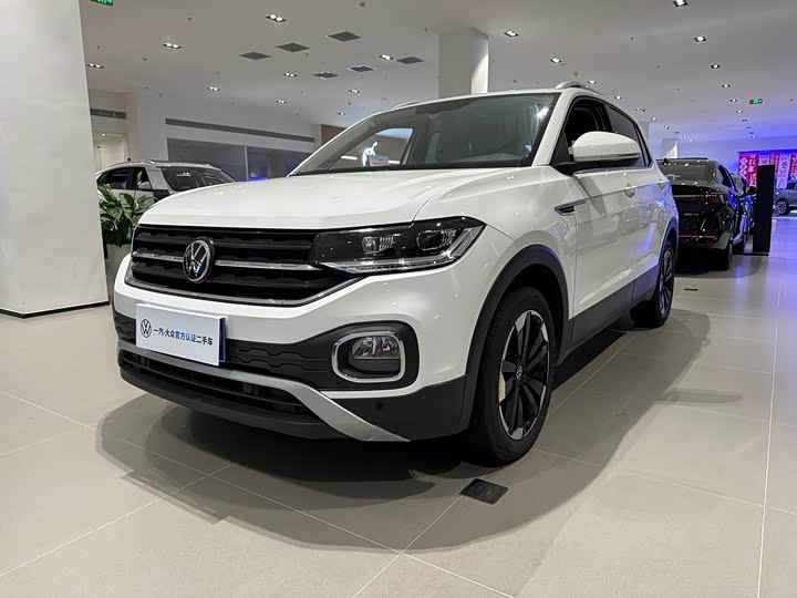 Фото 1 - Volkswagen Tacqua